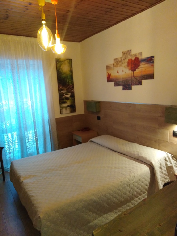 Basic Double or Twin Room