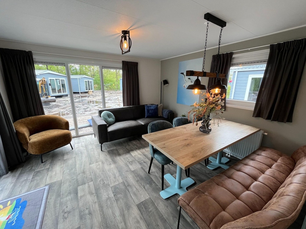 Classic Chalet, 2 Bedrooms photo 3