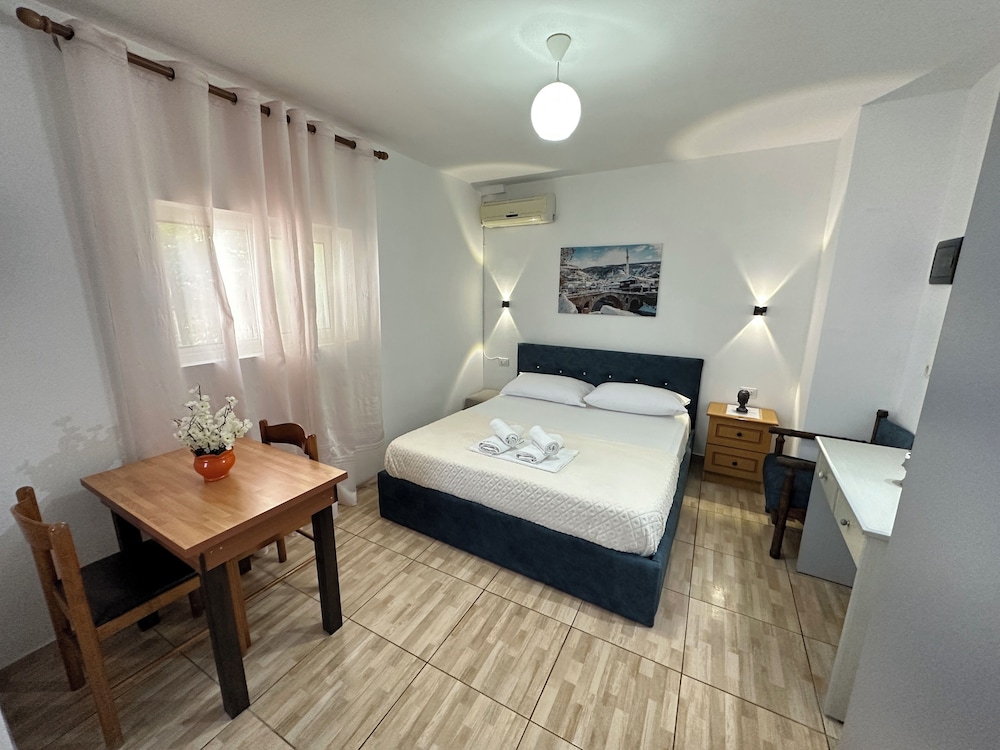 Billede 8 af Basic Double Room, Kitchen