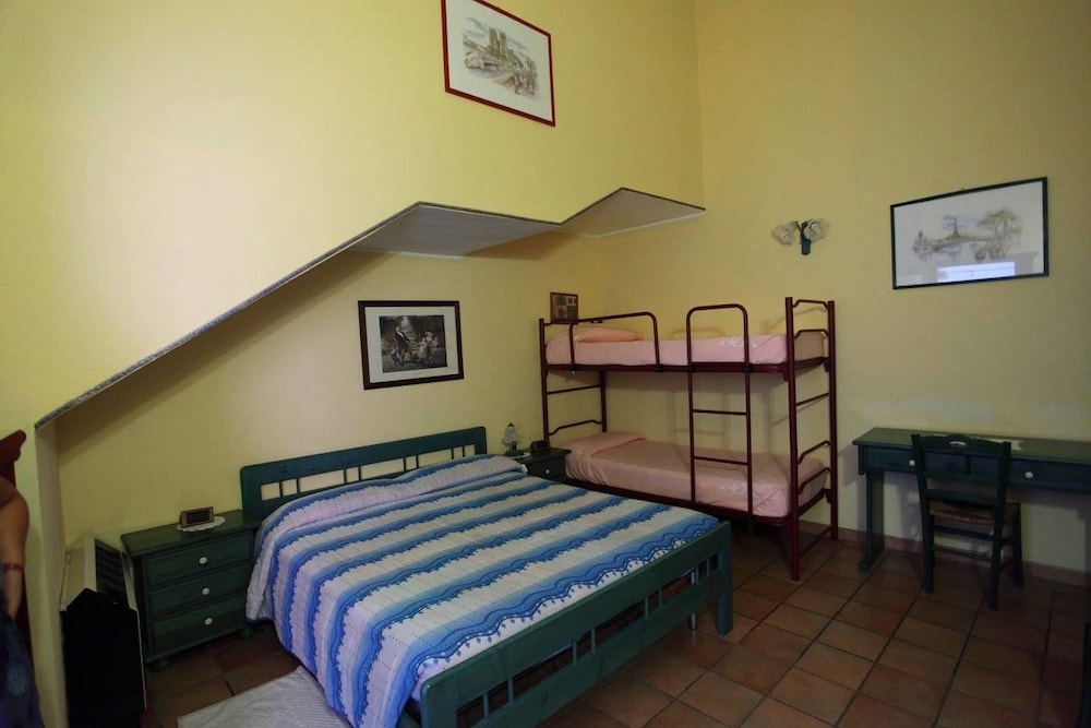 Triple Room, Garden View photo 1