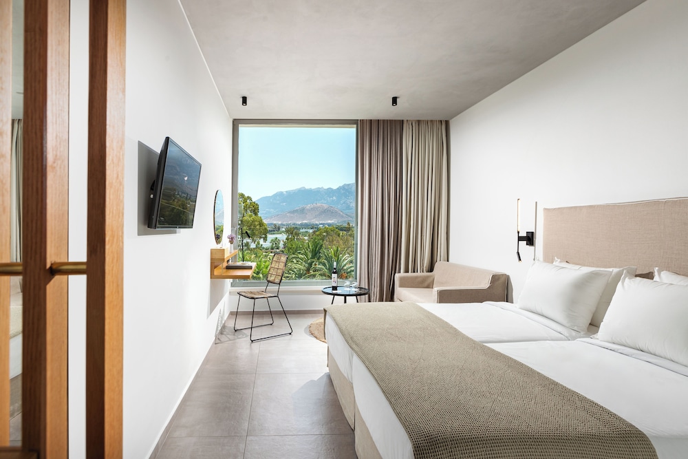 Double Room, Garden View - Photo 7