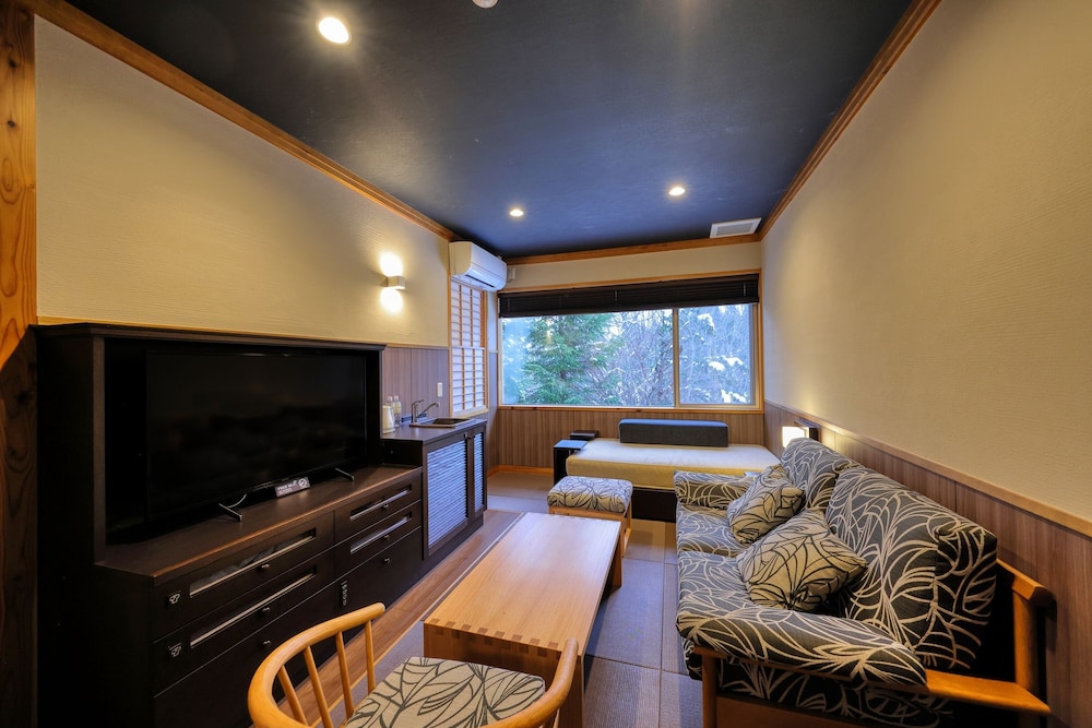 Renewal Japanese-Western Style Triple Room With Hot Spring Bath 45sqm, Non Smoking - Photo 2