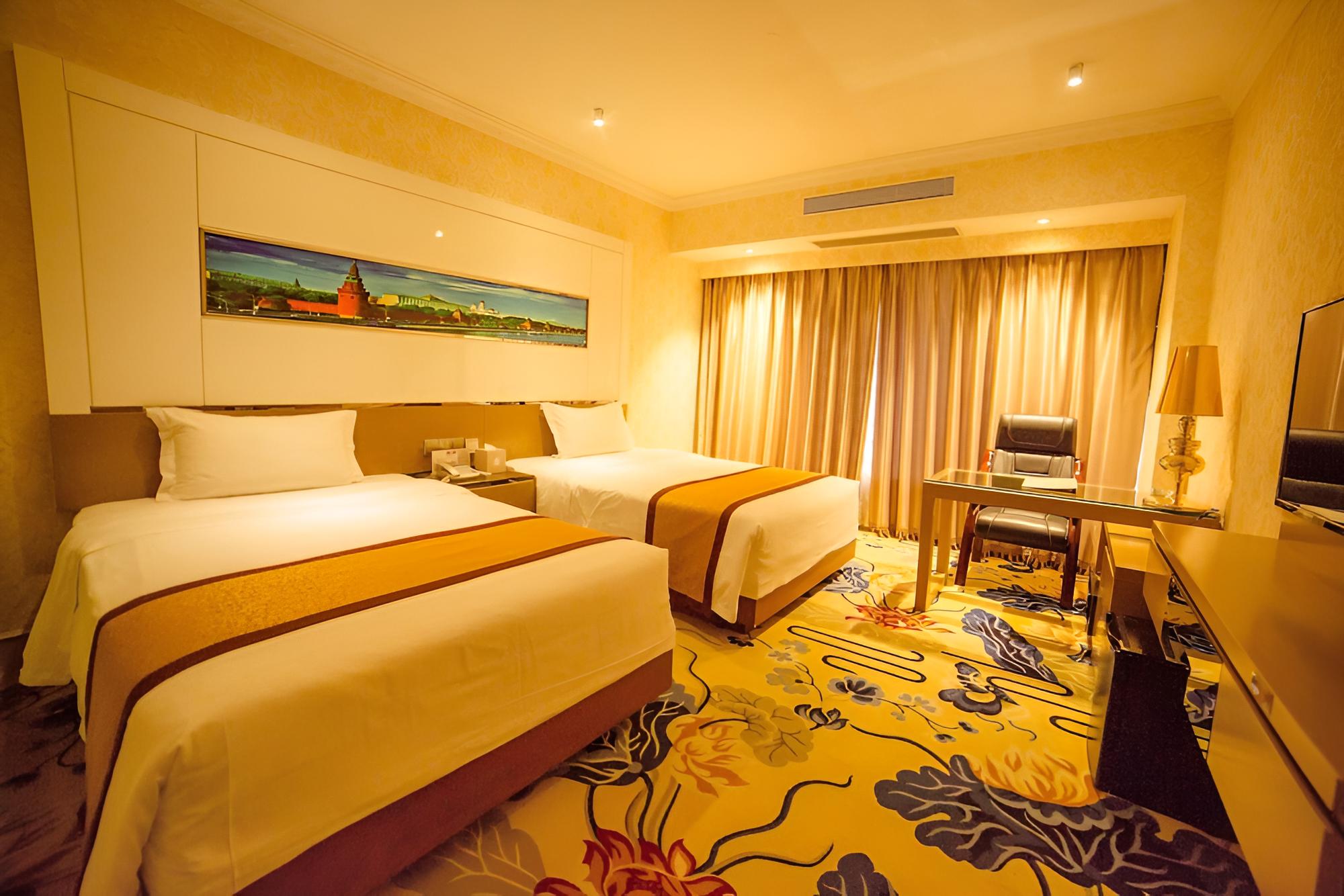 Deluxe Twin Room photo 2