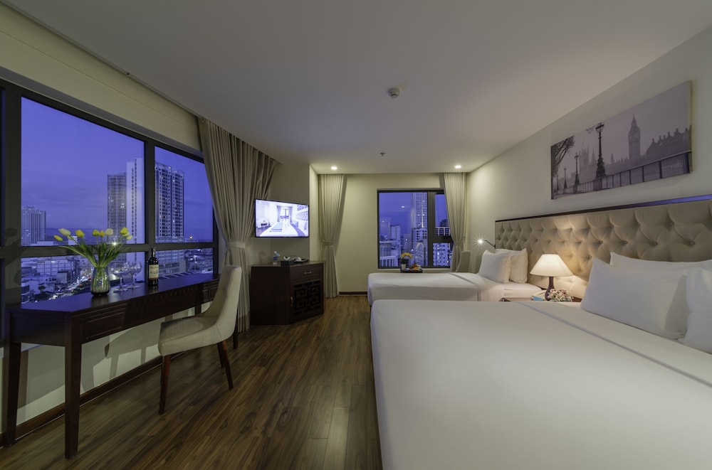 Senior Deluxe Room - Photo 3