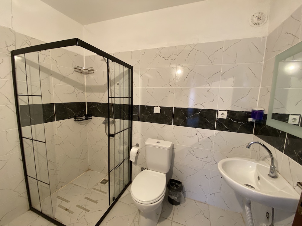 Comfort Room photo 3