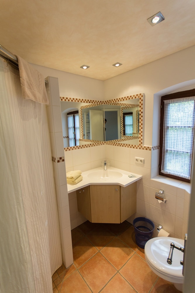 Double Room - Photo 4