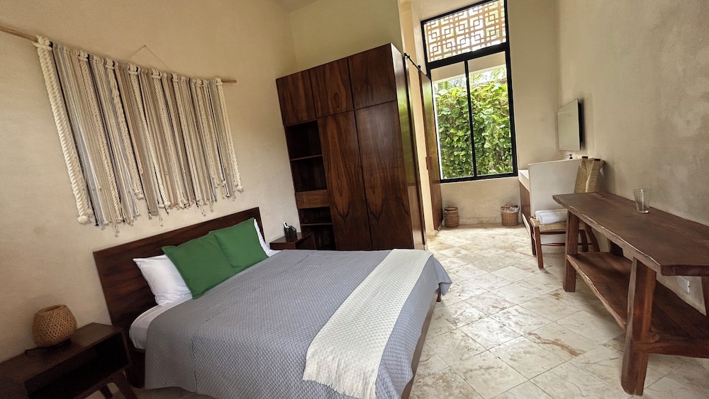 Elite House, Pool Access, Bay View