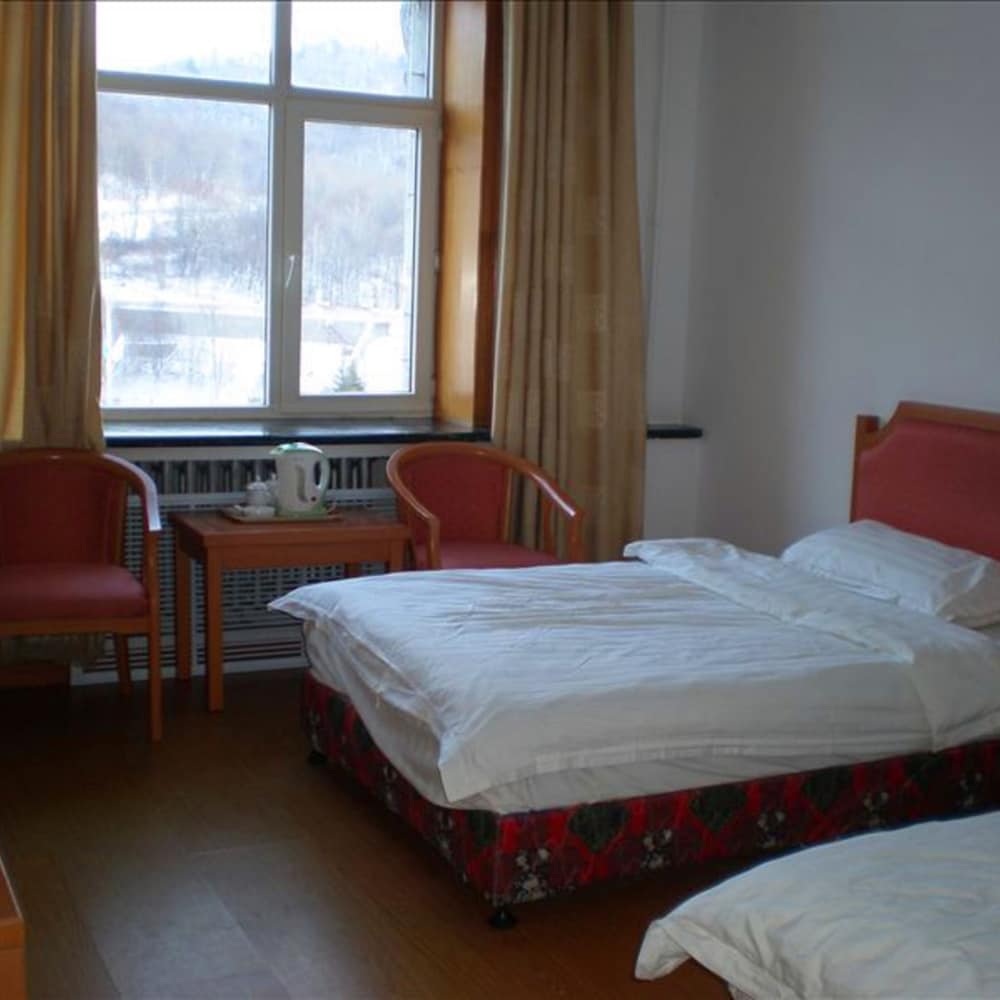 Deluxe Twin Room, Non Smoking photo 2
