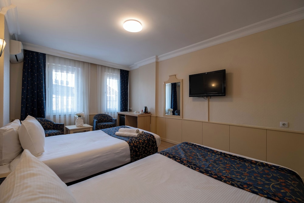 Economy Double or Twin Room photo 1