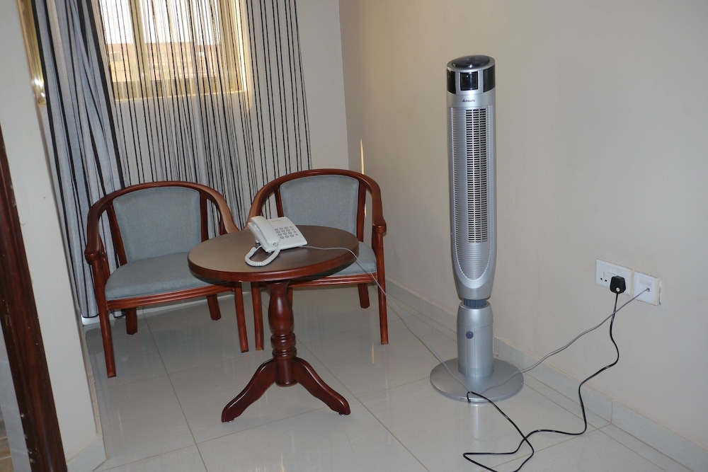 Single Room photo 3