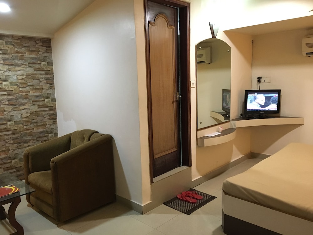 Super Deluxe Room - Photo 5