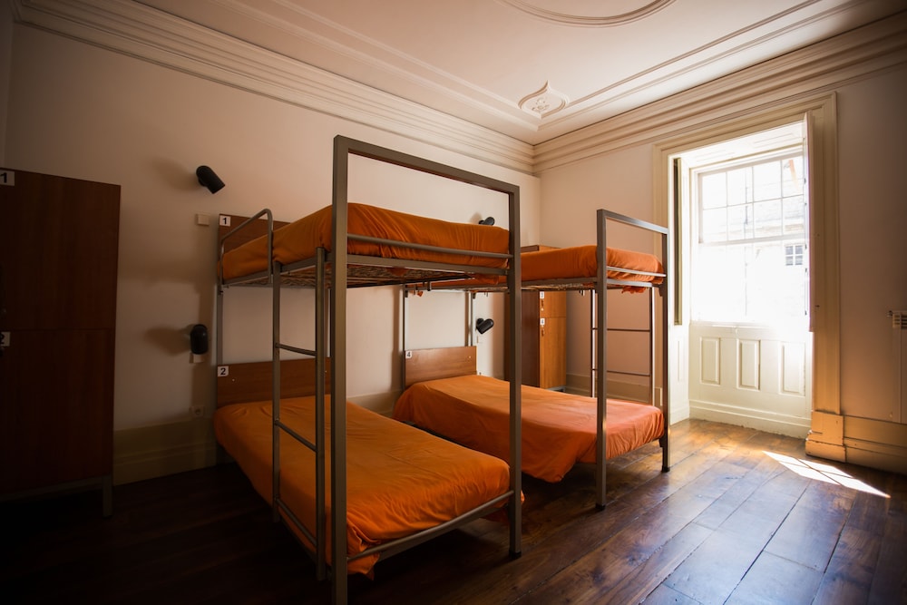 Shared Dormitory, Women only (6 pax) photo 2
