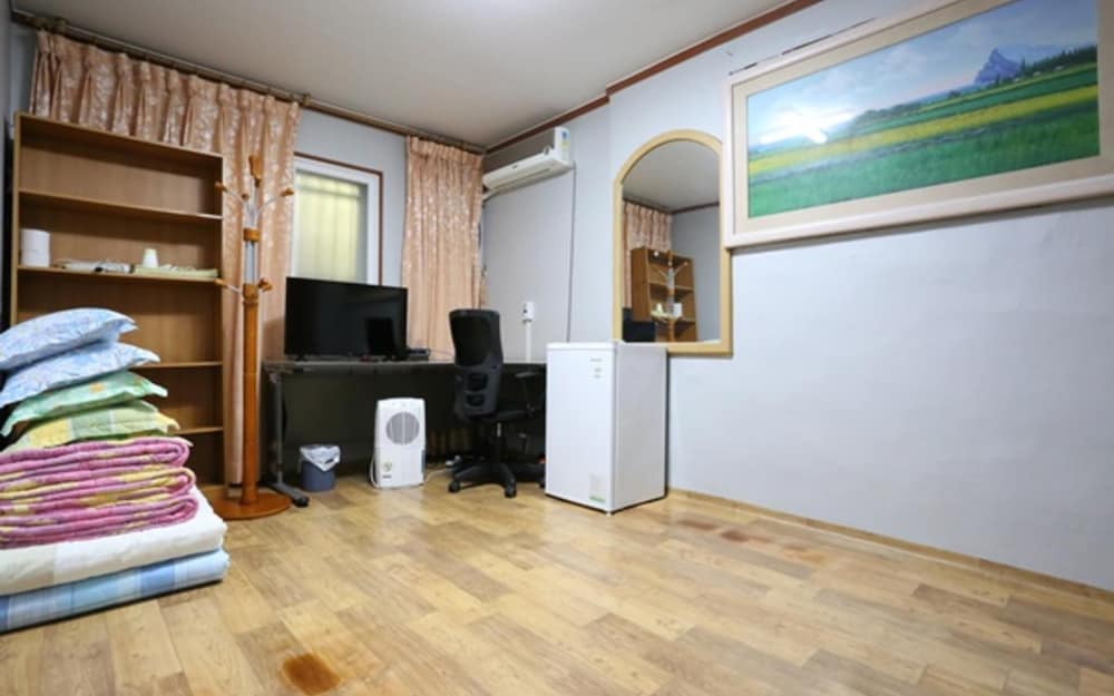 Room (Ondol)