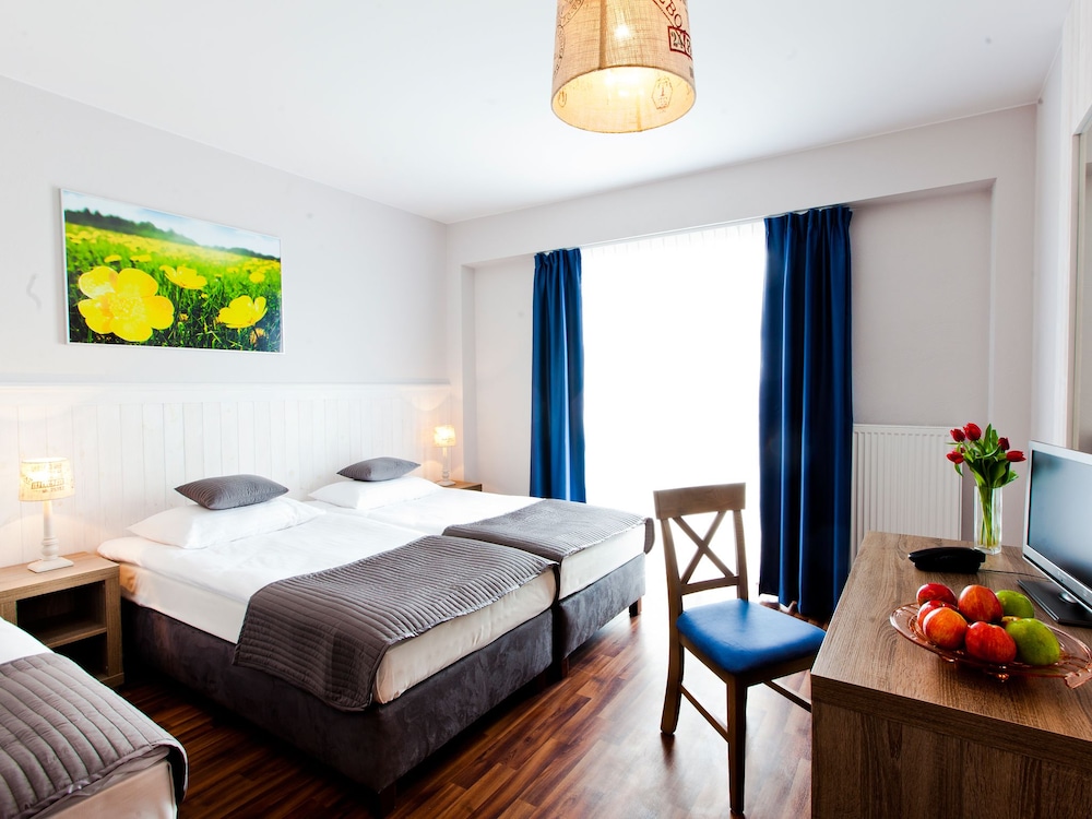 Triple Room, Lake View photo 1