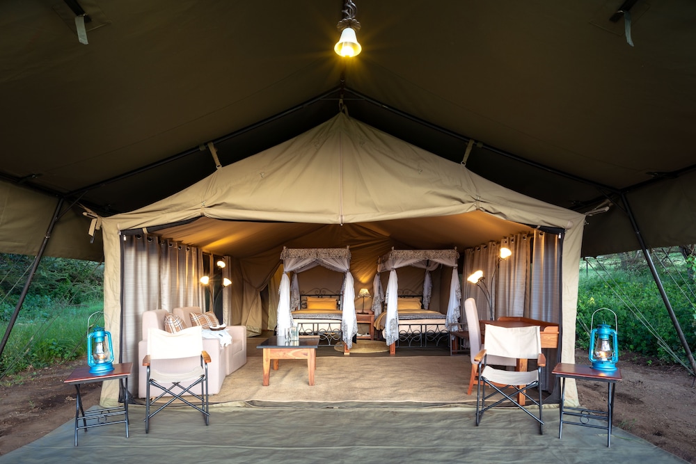 Luxury Family Tent - Photo 1