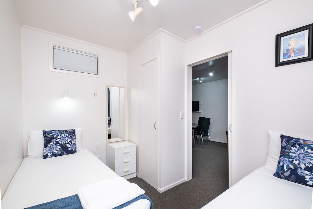Two Bedroom photo 2