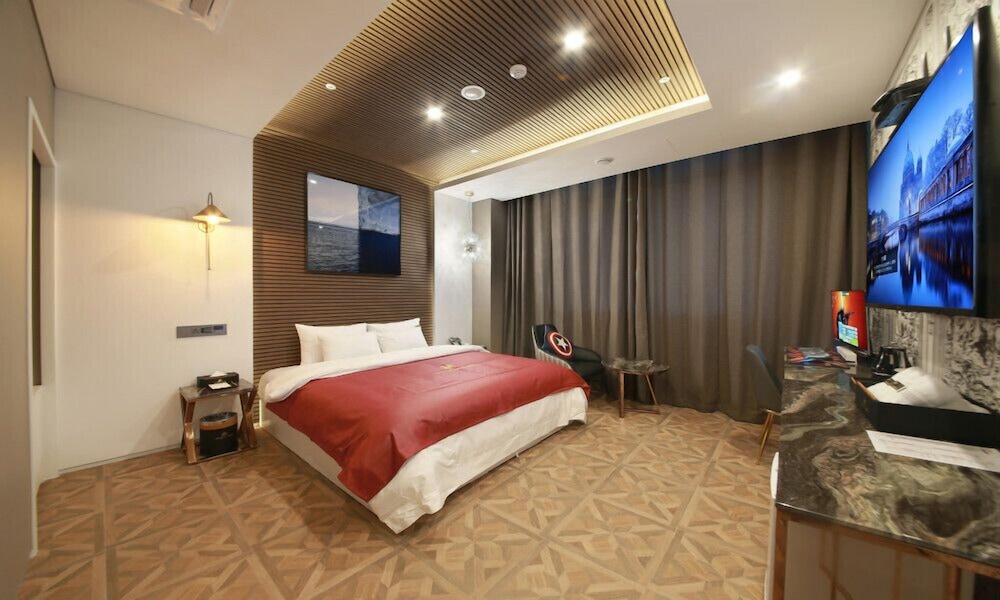 Standard Double Room - Photo 4