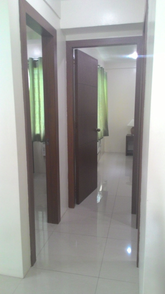 Room, 2 Bedrooms