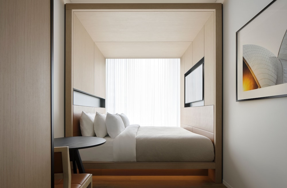 Little National Room