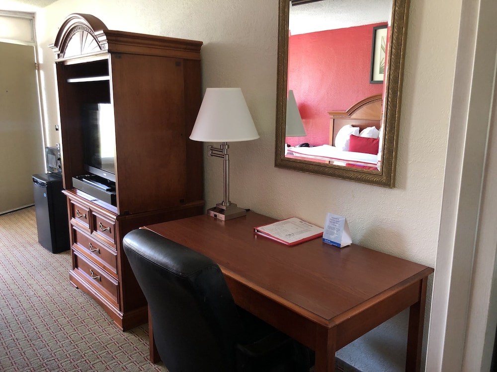 Room, 2 Double Beds, Non Smoking photo 3