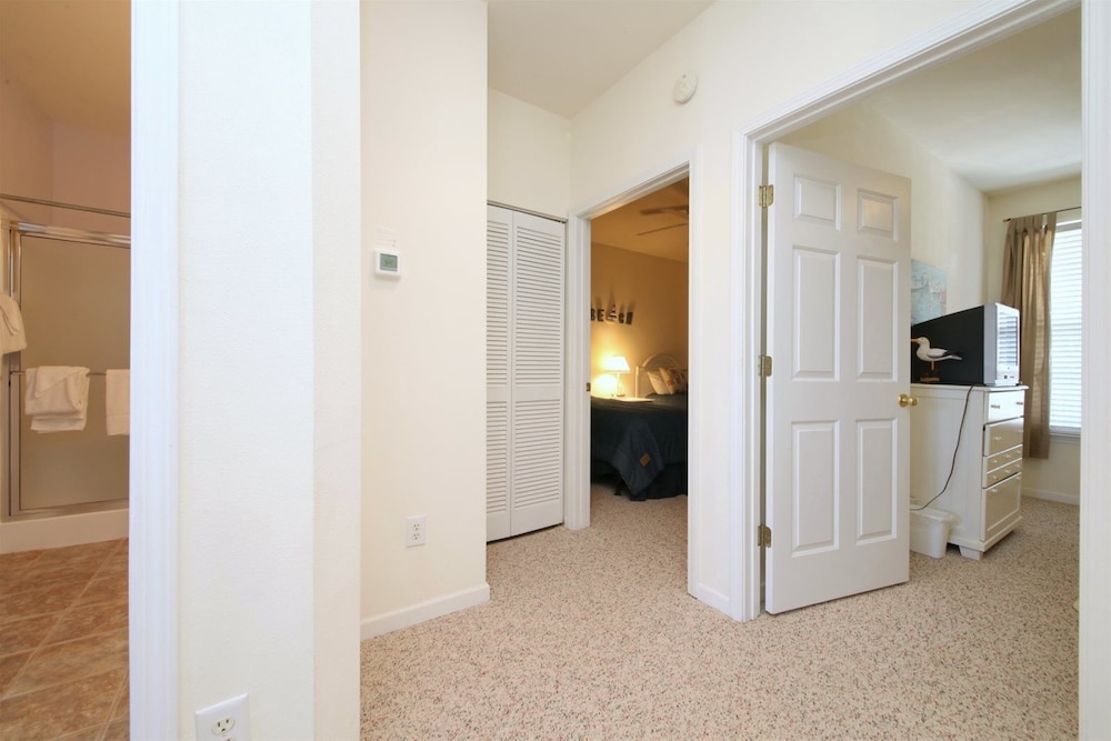 House (54E Sandpiper Bay (Sunset Beach)) photo 1