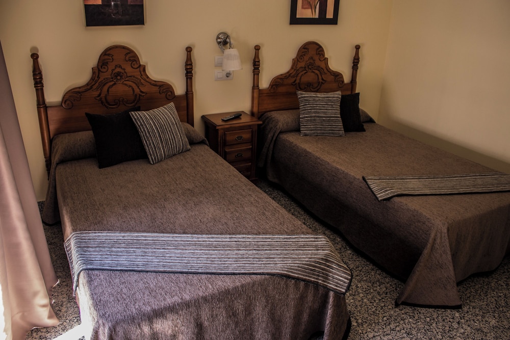 Double Room - Photo 1