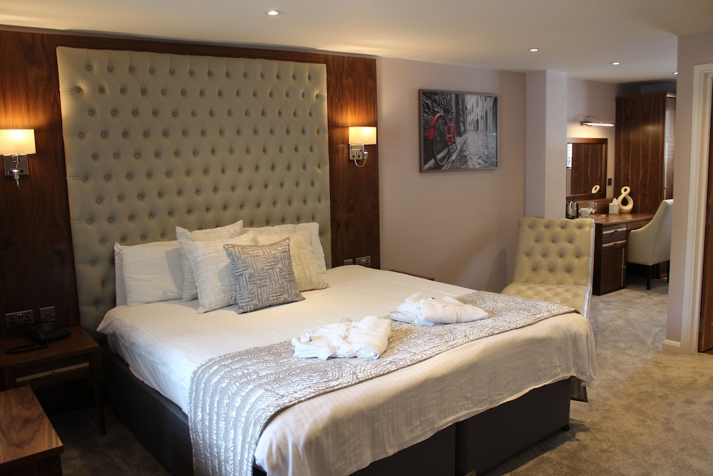 Rosewood Suite photo 1