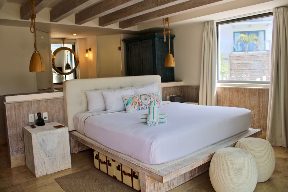 Holbox Plunge Pool suite - Photo 6