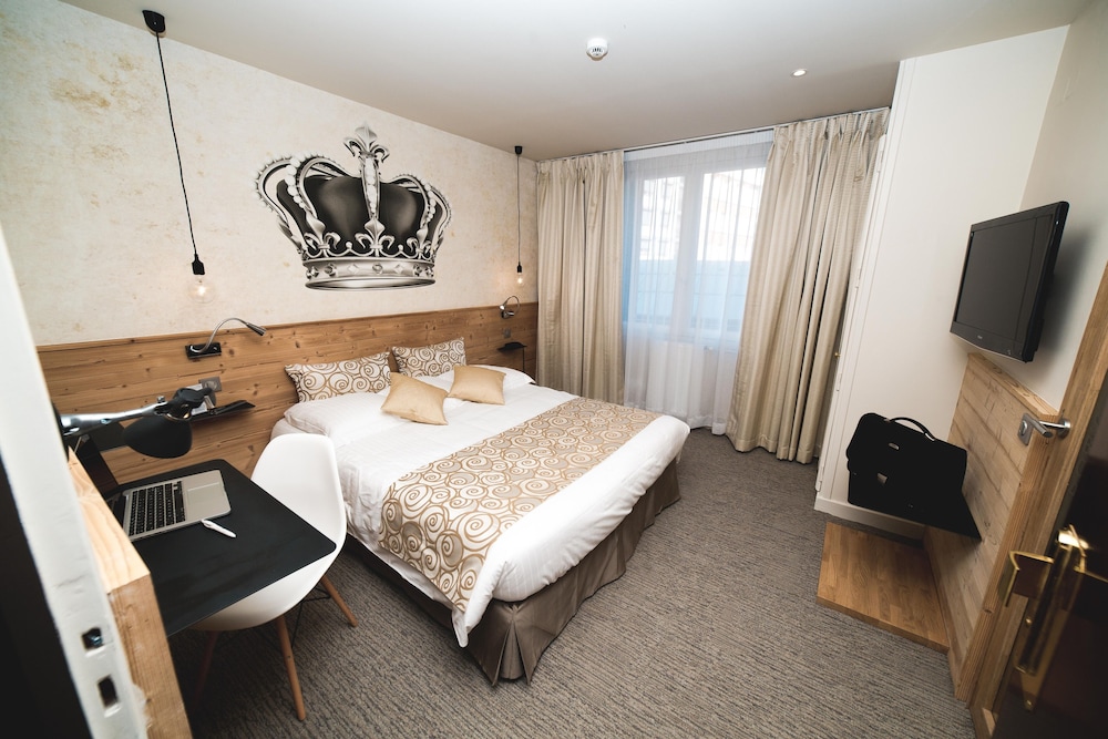 Double Room - Photo 5