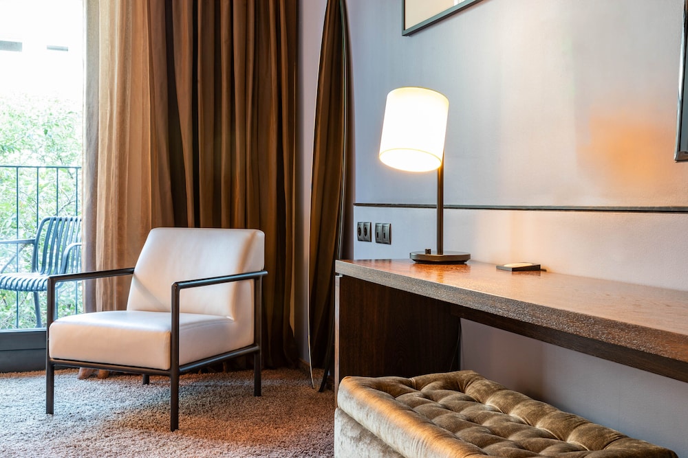 Double Room (George M) - Photo 2