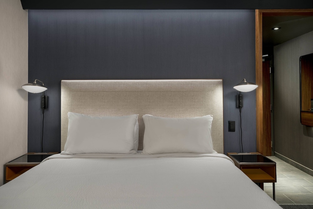 Suite, Multiple Beds - Photo 1