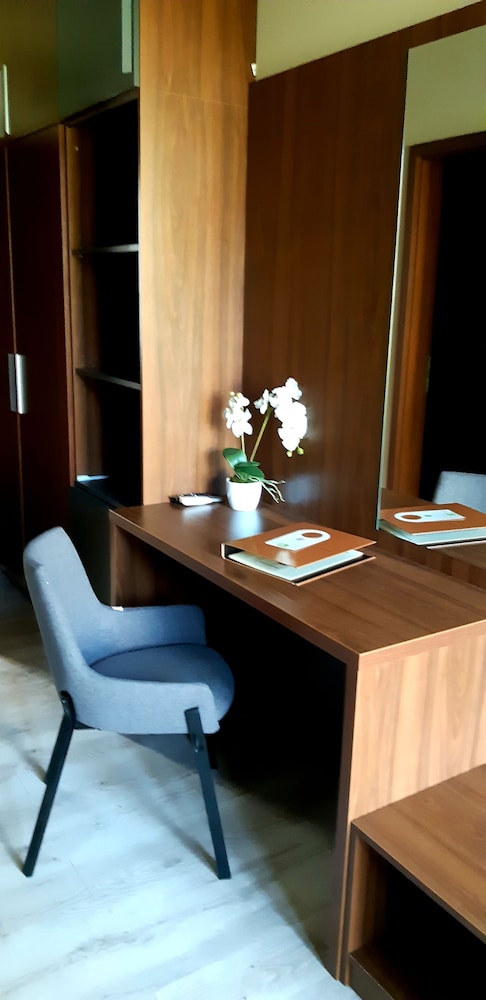 Deluxe Room, Non Smoking, Balcony photo 3
