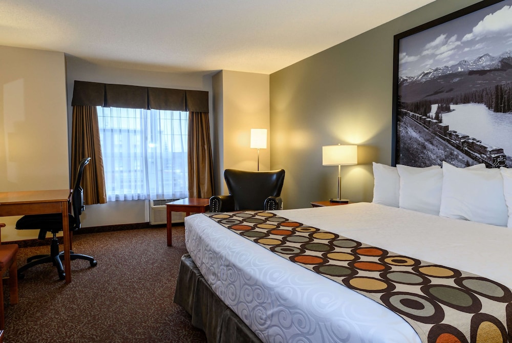 Standard Room, 1 King Bed - Photo 1