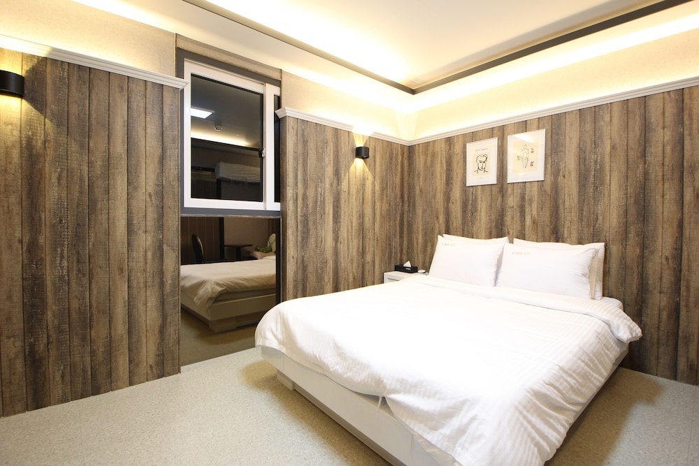 Deluxe Double Room photo 2