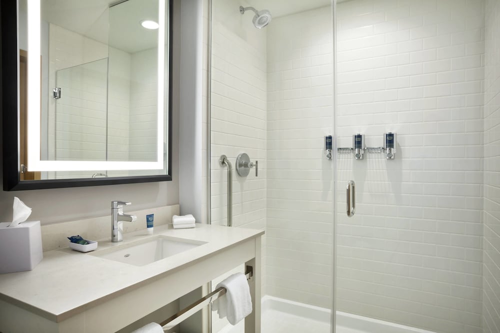 Suite, 1 Bedroom photo 3