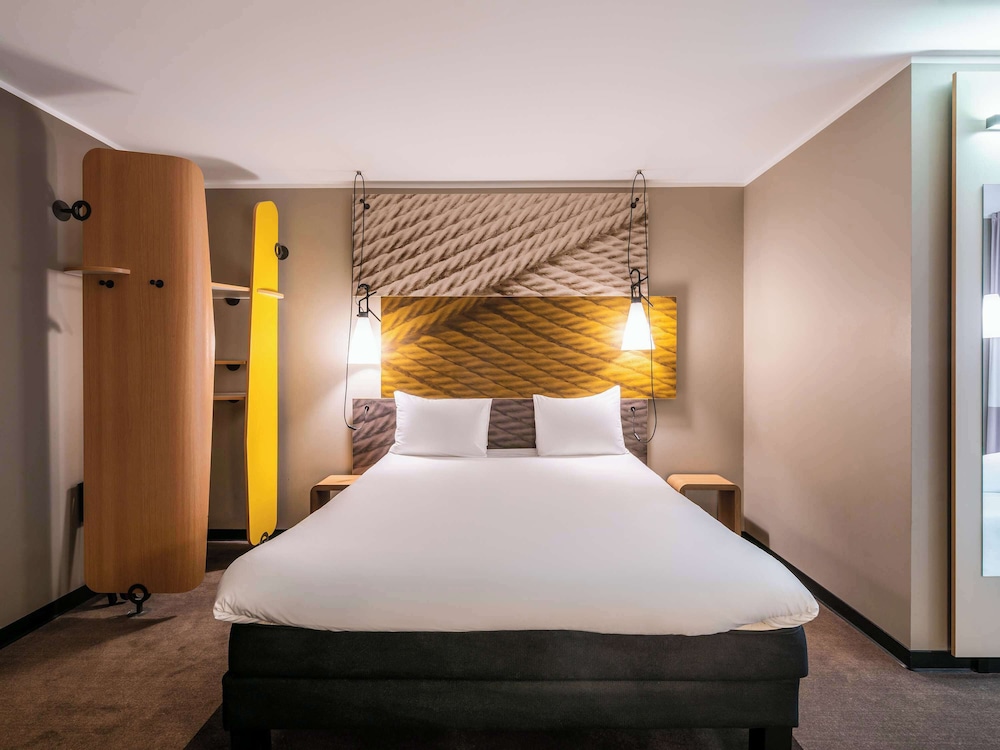 Standard Room, 1 Double Bed - Photo 9
