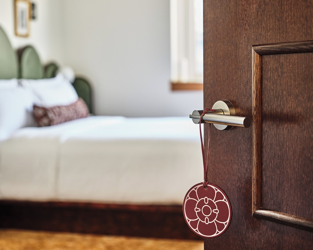 Available room