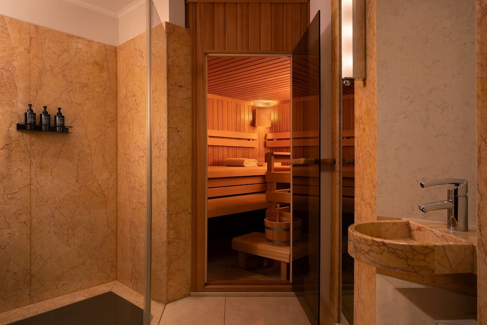 Suite, 1 Bedroom, Non Smoking, Balcony