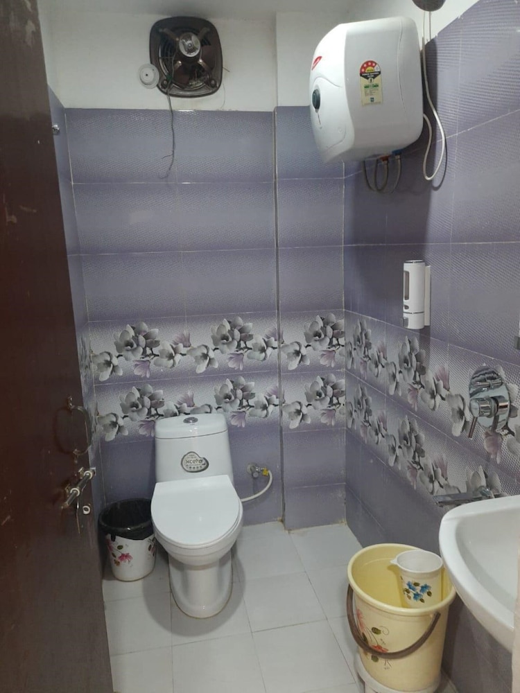 Standard Double Room photo 2