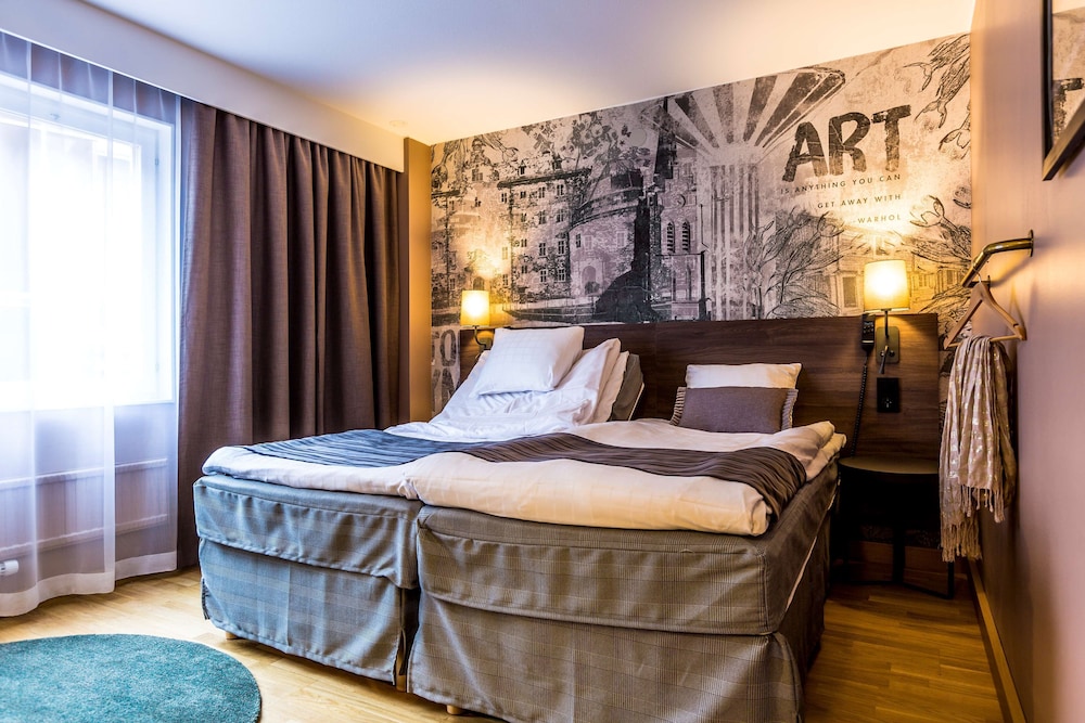 Twin Room - Photo 3