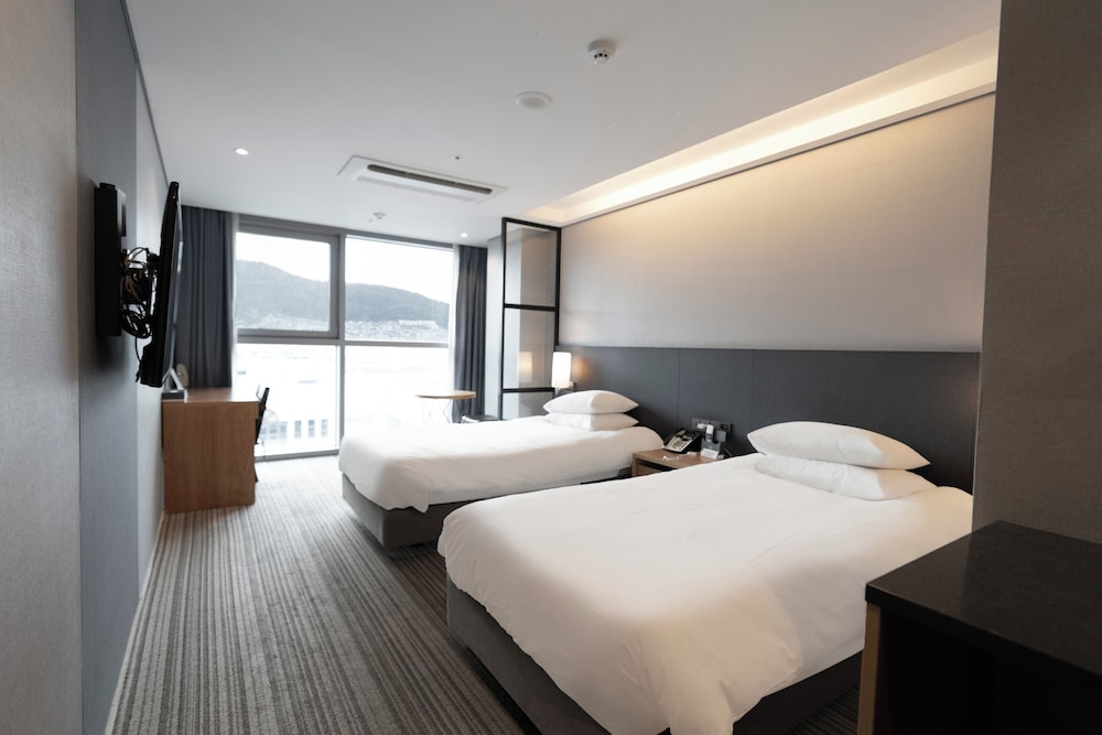 Business Twin Room, City View — the supplier's photographs — photo 6