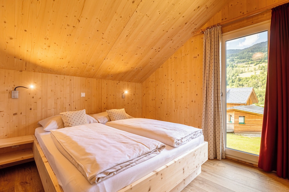 Chalet # 51a  mit 3 Schlafzimmern, Sauna & Whirlpool