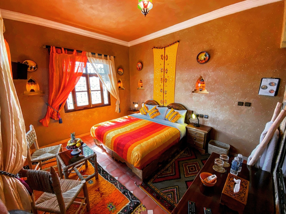 Luxury Double Room, 1 Double Bed, Balcony, Garden View photo 3