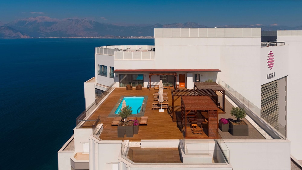 Panorama Suite (Urban Chic Lounge Access)
