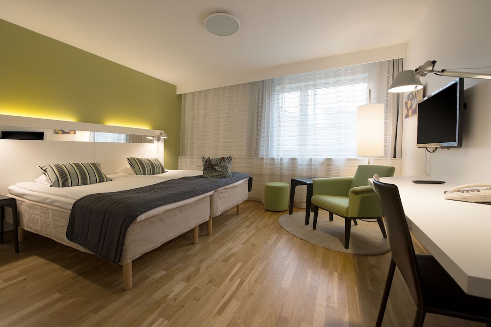 Twin Room - Photo 3