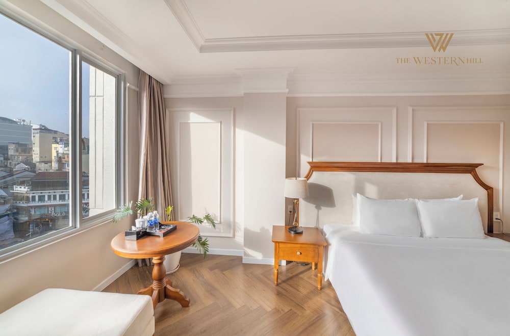 Deluxe Room, City View photo 2