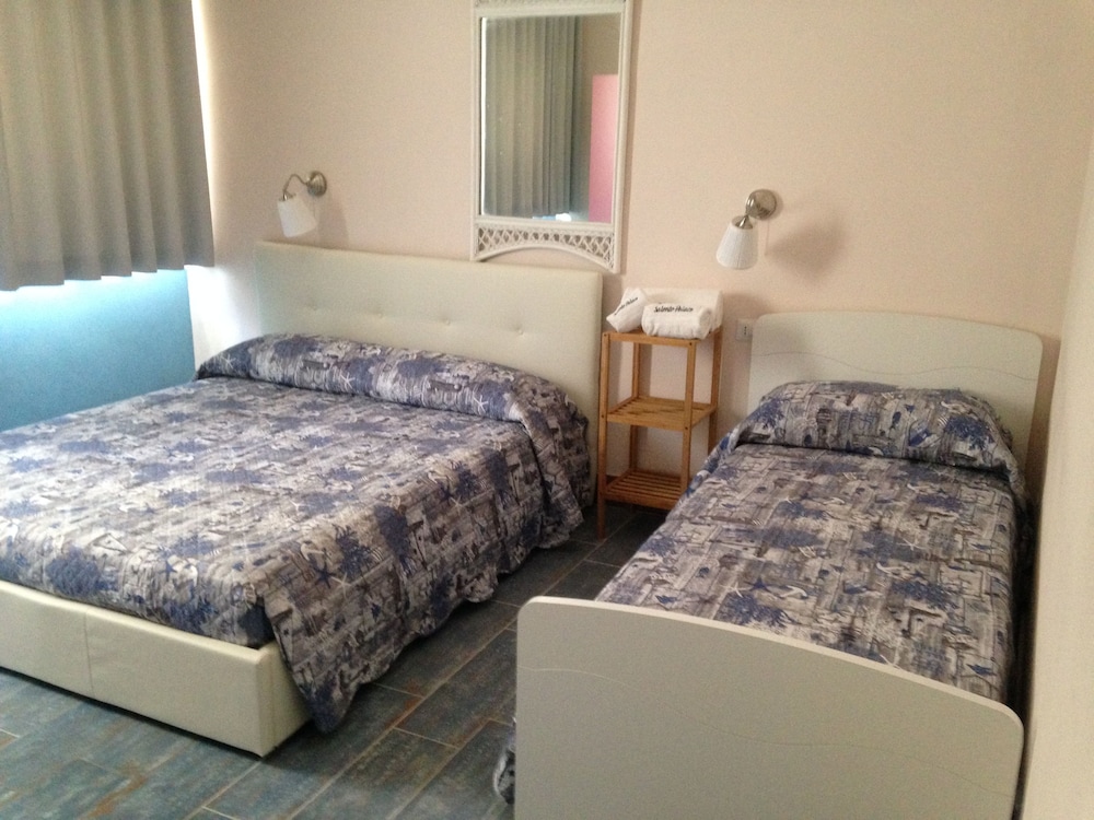 Junior Triple Room photo 2