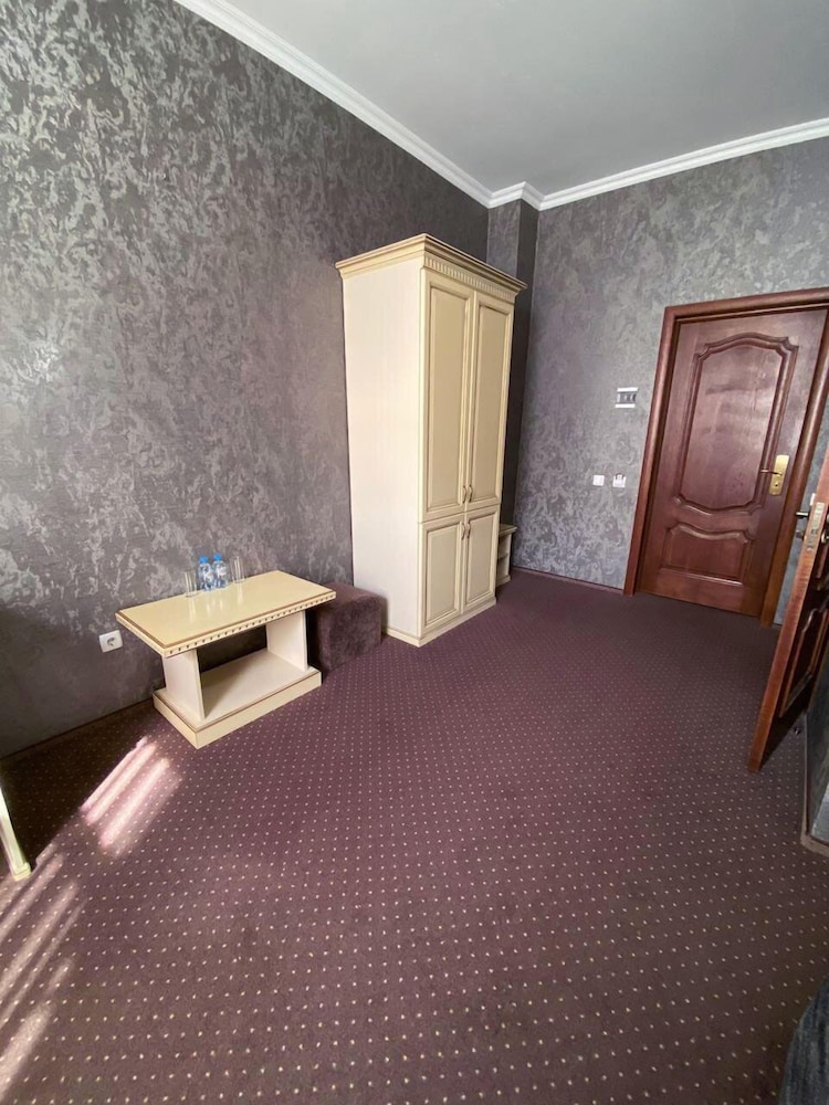 Standard Double Room photo 3