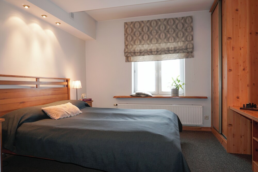 Apartment photo 2