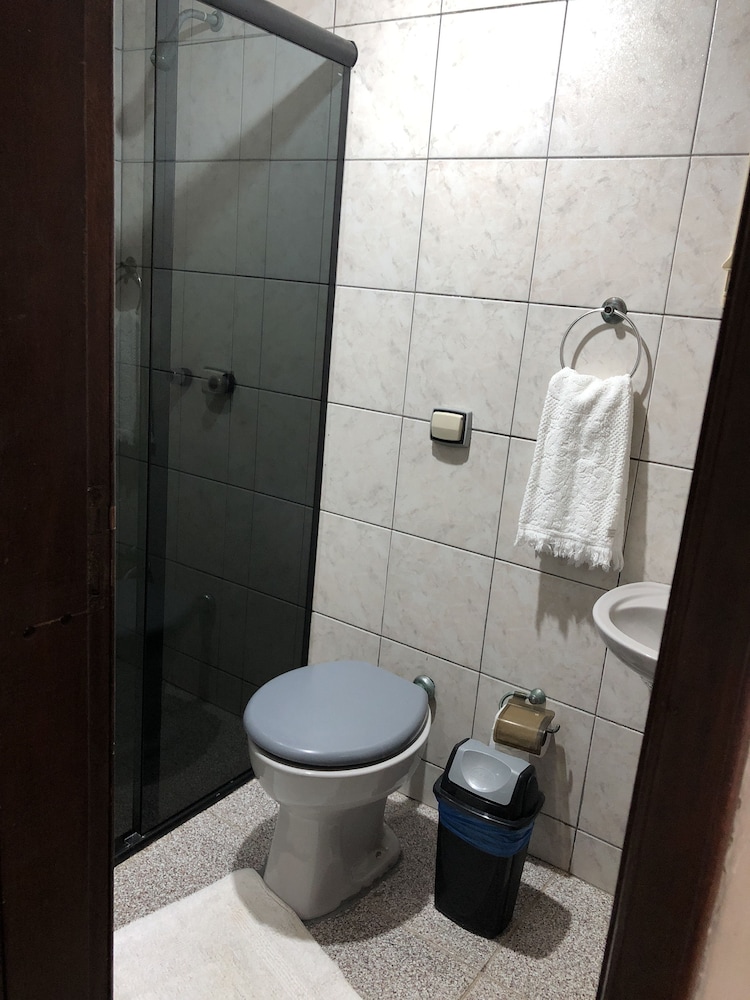 Comfort Triple Room, Ensuite (King Size Rede) photo 3